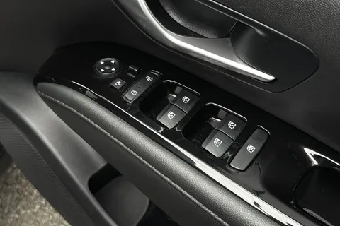 DA73ENW Hyundai Tucson 1.6 h T-GDi Ultimate Auto Euro 6 (s/s) 5dr Thumbnail #19