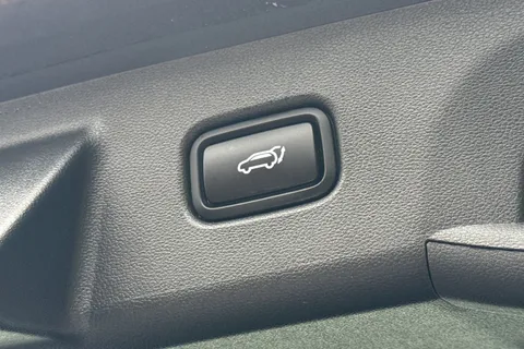 DA73ENW Hyundai Tucson 1.6 h T-GDi Ultimate Auto Euro 6 (s/s) 5dr Thumbnail #33