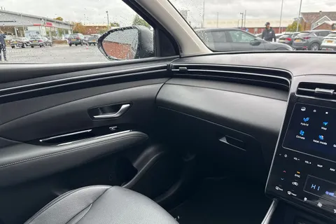 DA73ENW Hyundai Tucson 1.6 h T-GDi Ultimate Auto Euro 6 (s/s) 5dr Thumbnail #42