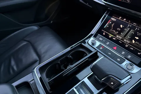 20 of 59 for Audi Q7 Black Edition 55 TFSI quattro 340 PS tiptronic