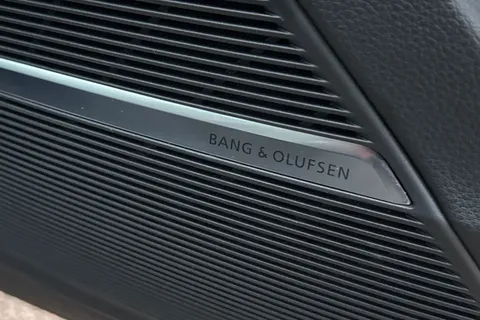 25 of 59 for Audi Q7 Black Edition 55 TFSI quattro 340 PS tiptronic