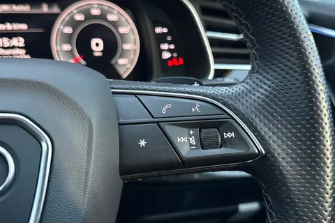 26 of 59 for Audi Q7 Black Edition 55 TFSI quattro 340 PS tiptronic