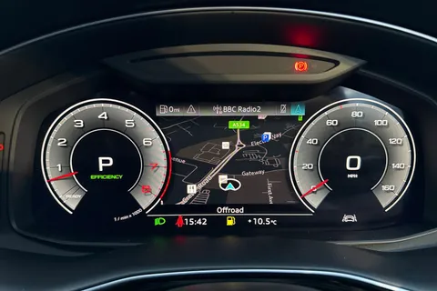 28 of 59 for Audi Q7 Black Edition 55 TFSI quattro 340 PS tiptronic