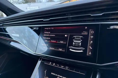 47 of 59 for Audi Q7 Black Edition 55 TFSI quattro 340 PS tiptronic