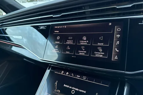 50 of 59 for Audi Q7 Black Edition 55 TFSI quattro 340 PS tiptronic