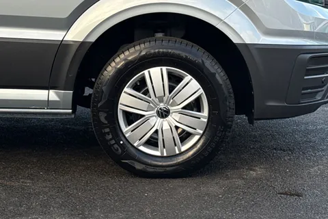 BT75EDV Volkswagen Crafter 2.0 TDI 140PS Commerce Plus High Roof Auto-Twin Slider Thumbnail #13