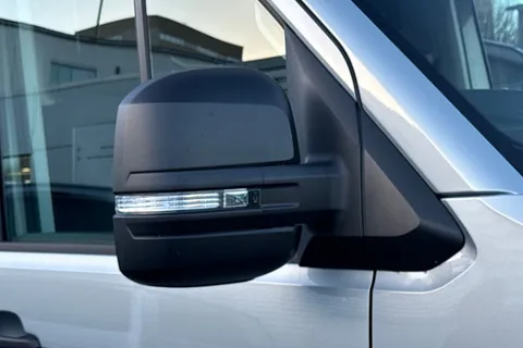 BT75EDV Volkswagen Crafter 2.0 TDI 140PS Commerce Plus High Roof Auto-Twin Slider Thumbnail #27