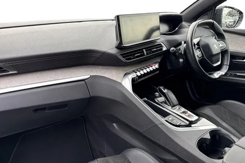 BJ72RBF PEUGEOT 3008 1.6 13.2kWh GT Premium e-EAT Euro 6 (s/s) 5dr Thumbnail #8