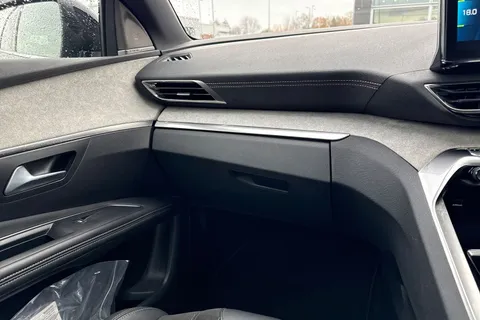 BJ72RBF PEUGEOT 3008 1.6 13.2kWh GT Premium e-EAT Euro 6 (s/s) 5dr Thumbnail #14