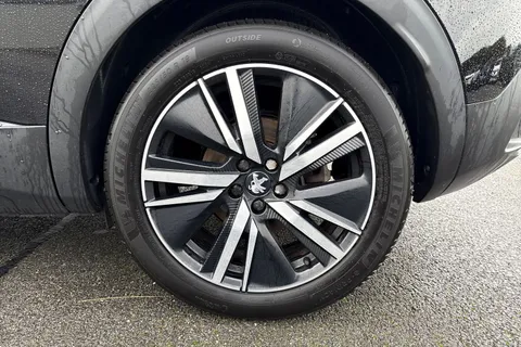 BJ72RBF PEUGEOT 3008 1.6 13.2kWh GT Premium e-EAT Euro 6 (s/s) 5dr Thumbnail #22