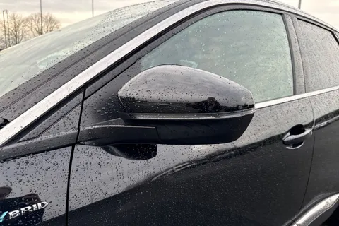 BJ72RBF PEUGEOT 3008 1.6 13.2kWh GT Premium e-EAT Euro 6 (s/s) 5dr Thumbnail #27