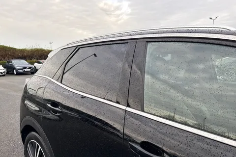 BJ72RBF PEUGEOT 3008 1.6 13.2kWh GT Premium e-EAT Euro 6 (s/s) 5dr Thumbnail #34