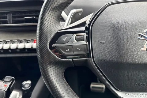 BJ72RBF PEUGEOT 3008 1.6 13.2kWh GT Premium e-EAT Euro 6 (s/s) 5dr Thumbnail #39