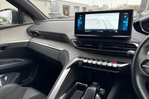 BJ72RBF PEUGEOT 3008 1.6 13.2kWh GT Premium e-EAT Euro 6 (s/s) 5dr Thumbnail #44