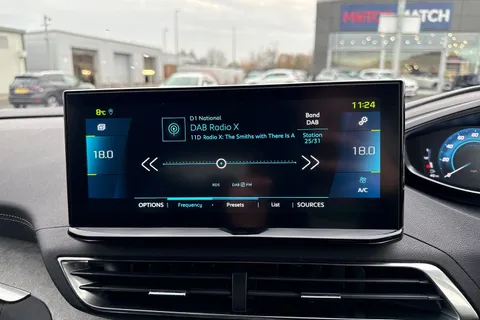 BJ72RBF PEUGEOT 3008 1.6 13.2kWh GT Premium e-EAT Euro 6 (s/s) 5dr Thumbnail #45