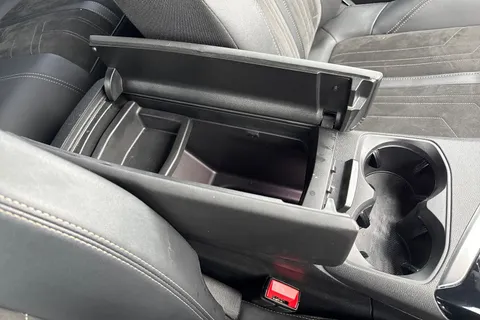 BJ72RBF PEUGEOT 3008 1.6 13.2kWh GT Premium e-EAT Euro 6 (s/s) 5dr Thumbnail #60