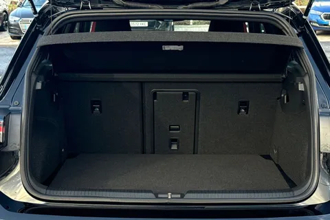 MJ75DVL Volkswagen Golf 2.0 TSI 265 GTI 5dr DSG Thumbnail #6