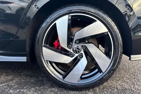 MJ75DVL Volkswagen Golf 2.0 TSI 265 GTI 5dr DSG Thumbnail #9