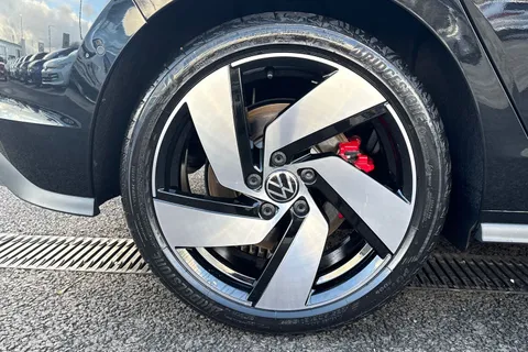 MJ75DVL Volkswagen Golf 2.0 TSI 265 GTI 5dr DSG Thumbnail #10