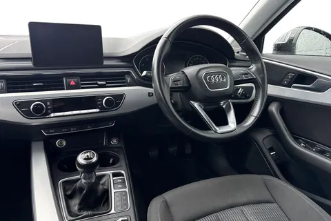 OY67GOJ Audi A4 Avant 2.0 TDI ultra SE Euro 6 (s/s) 5dr Thumbnail #17