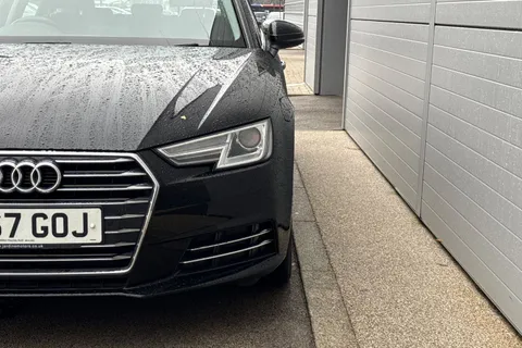 OY67GOJ Audi A4 Avant 2.0 TDI ultra SE Euro 6 (s/s) 5dr Thumbnail #43