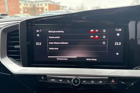 VA72HKH Vauxhall Mokka 1.2 Turbo Ultimate 5dr Auto Thumbnail #45