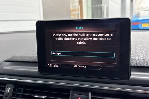 OY67GOJ Audi A4 Avant 2.0 TDI ultra SE Euro 6 (s/s) 5dr Thumbnail #51