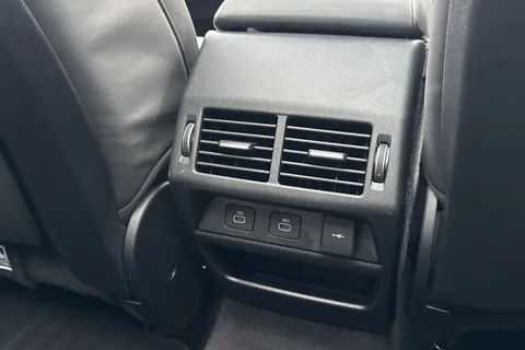 KO74MLU Land Rover Discovery Sport 2.0 D200 Dynamic HSE 5dr Auto [7 Seat] Thumbnail #18