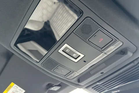 KO74MLU Land Rover Discovery Sport 2.0 D200 Dynamic HSE 5dr Auto [7 Seat] Thumbnail #23