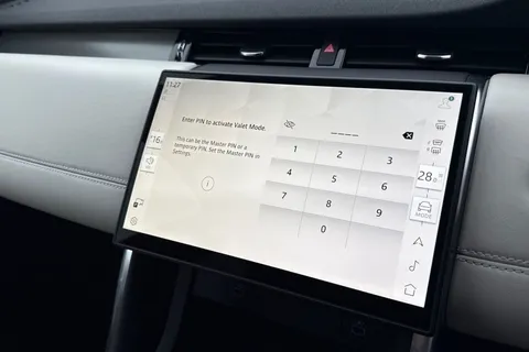 KO74MLU Land Rover Discovery Sport 2.0 D200 Dynamic HSE 5dr Auto [7 Seat] Thumbnail #40