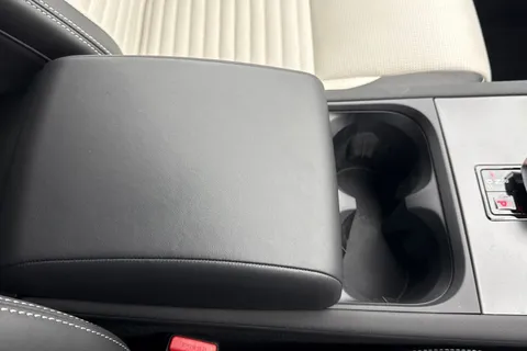 KO74MLU Land Rover Discovery Sport 2.0 D200 Dynamic HSE 5dr Auto [7 Seat] Thumbnail #46