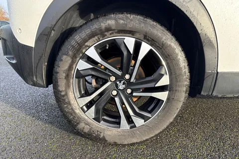 SD72WJL PEUGEOT e-2008 50kWh GT Auto 5dr (7kW Charger) Thumbnail #10