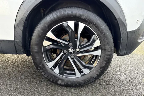 SD72WJL PEUGEOT e-2008 50kWh GT Auto 5dr (7kW Charger) Thumbnail #11