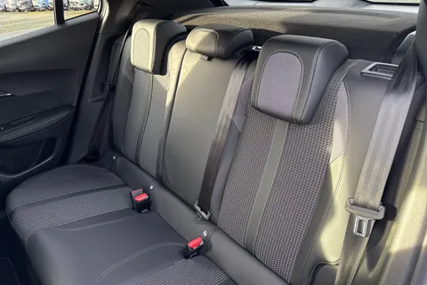 SD72WJL PEUGEOT e-2008 50kWh GT Auto 5dr (7kW Charger) Thumbnail #18