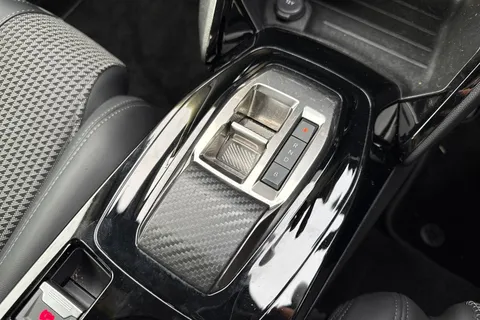 SD72WJL PEUGEOT e-2008 50kWh GT Auto 5dr (7kW Charger) Thumbnail #22