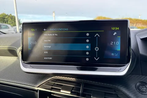 SD72WJL PEUGEOT e-2008 50kWh GT Auto 5dr (7kW Charger) Thumbnail #45