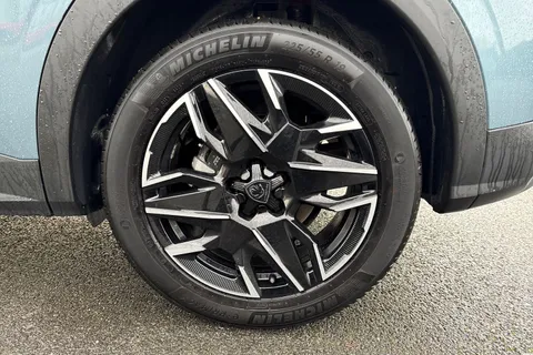 KO74ZZM PEUGEOT 3008 1.2 HYBRID GT e-DSC6 Euro 6 (s/s) 5dr Thumbnail #11