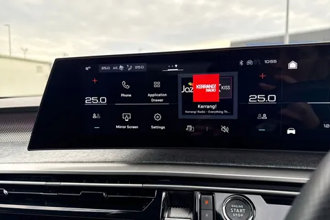 KO74ZZM PEUGEOT 3008 1.2 HYBRID GT e-DSC6 Euro 6 (s/s) 5dr Thumbnail #16