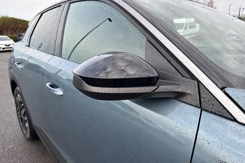 KO74ZZM PEUGEOT 3008 1.2 HYBRID GT e-DSC6 Euro 6 (s/s) 5dr Thumbnail #36