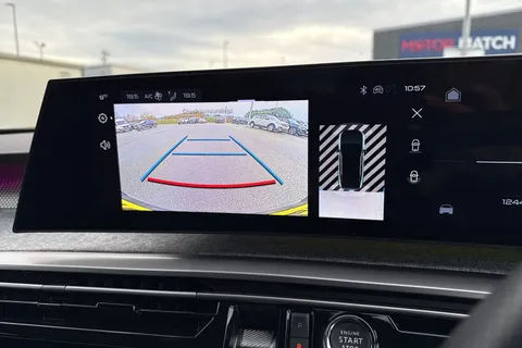 KO74ZZM PEUGEOT 3008 1.2 HYBRID GT e-DSC6 Euro 6 (s/s) 5dr Thumbnail #54