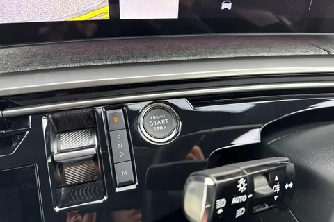 KO74ZZM PEUGEOT 3008 1.2 HYBRID GT e-DSC6 Euro 6 (s/s) 5dr Thumbnail #55