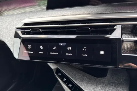 KO74ZZM PEUGEOT 3008 1.2 HYBRID GT e-DSC6 Euro 6 (s/s) 5dr Thumbnail #56