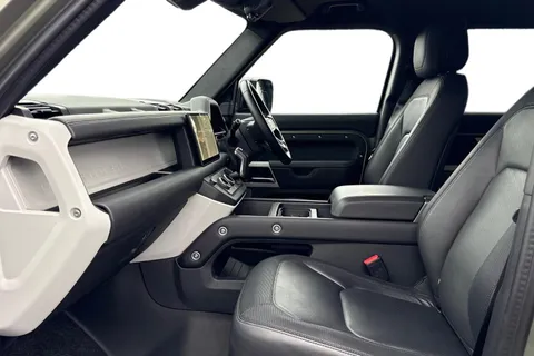 KS24BZO Land Rover Defender 110 2.0 P400e X-Dynamic HSE 5dr Thumbnail #4