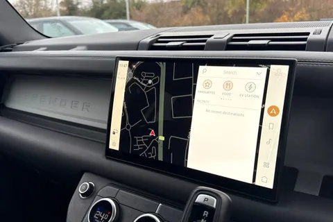 KS24BZO Land Rover Defender 110 2.0 P400e X-Dynamic HSE 5dr Thumbnail #12