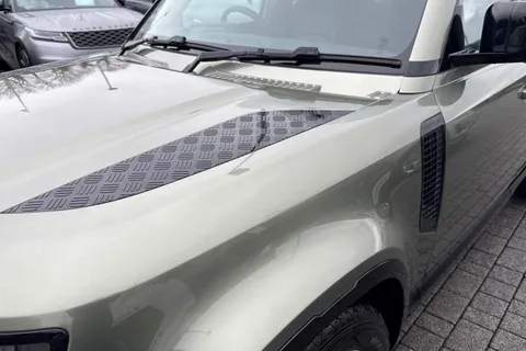 KS24BZO Land Rover Defender 110 2.0 P400e X-Dynamic HSE 5dr Thumbnail #21