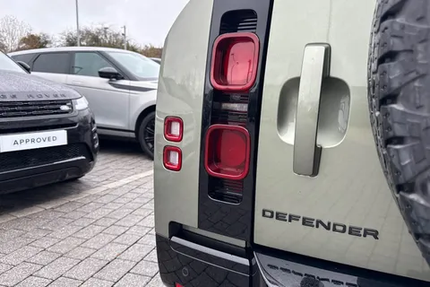 KS24BZO Land Rover Defender 110 2.0 P400e X-Dynamic HSE 5dr Thumbnail #27