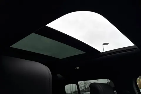 KS24BZO Land Rover Defender 110 2.0 P400e X-Dynamic HSE 5dr Thumbnail #33