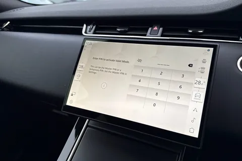 KW74YXH Land Rover Range Rover Evoque 2.0 D200 Dynamic HSE 5dr Thumbnail #39