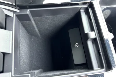 KW74YXH Land Rover Range Rover Evoque 2.0 D200 Dynamic HSE 5dr Thumbnail #47