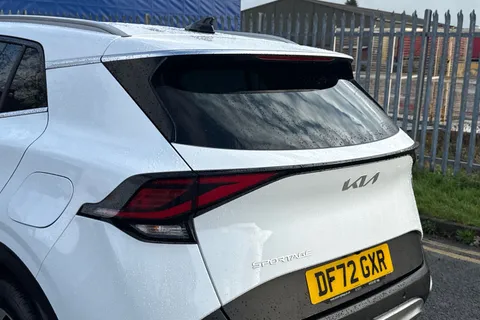 DF72GXR Kia Sportage 1.6 T-GDi 3 Euro 6 (s/s) 5dr Thumbnail #16